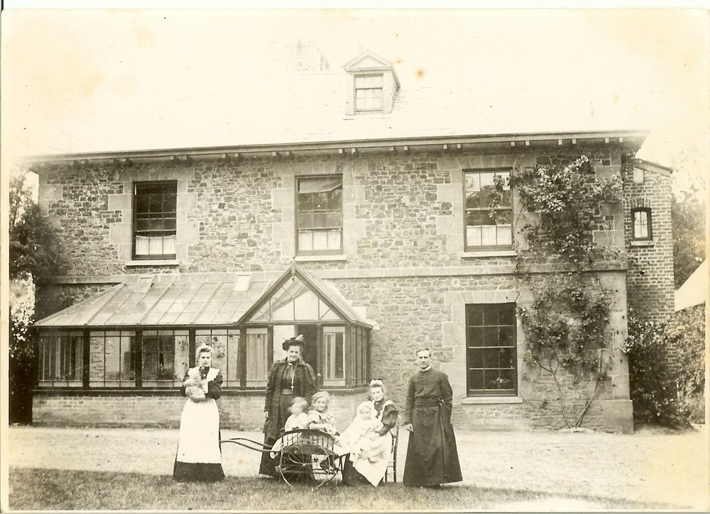 Glebe House Mrs-Jessie-Kingdom-nee-Freyberg-Rev-Frank-Hawker-Kingdom-Joyce